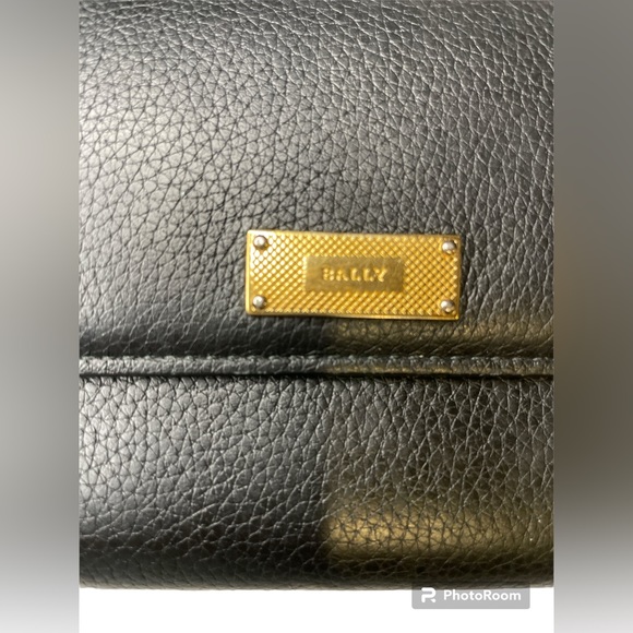 Bally Linney Suzy Black Leather Wallet with Gold Hardware in EUC - Picture 3 of 9